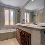 Stunning 2 Bedroom In Aloha Hill Club * Marbella