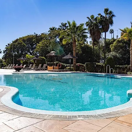 아파트 Stunning 2 Bedroom In Aloha Hill Club 마르베야