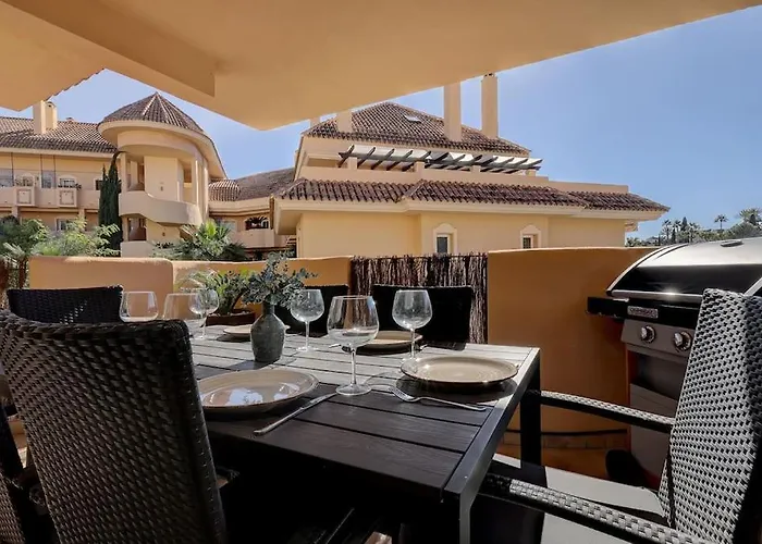 Stunning 2 Bedroom In Aloha Hill Club 아파트 마르베야