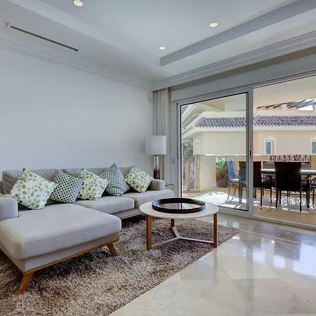 Apartment Stunning 2 Bedroom In Aloha Hill Club Marbella
