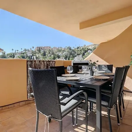 Stunning 2 Bedroom In Aloha Hill Club Διαμέρισμα