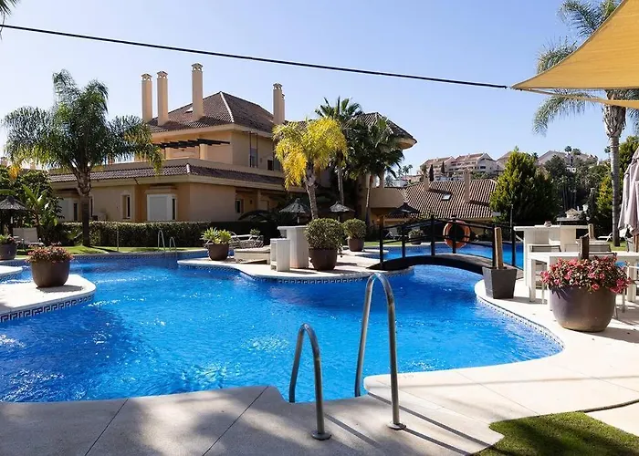 Stunning 2 Bedroom In Aloha Hill Club Apartament